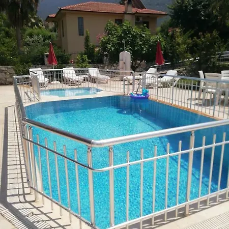 Uc Kardesler Villasi Ovacık